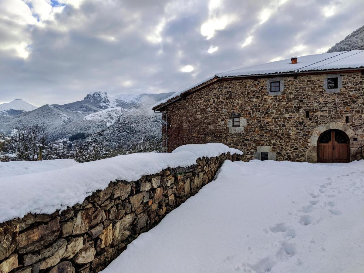 Olmares Apartamento Picos De Europa Pesaguero-La Parte Exterior photo
